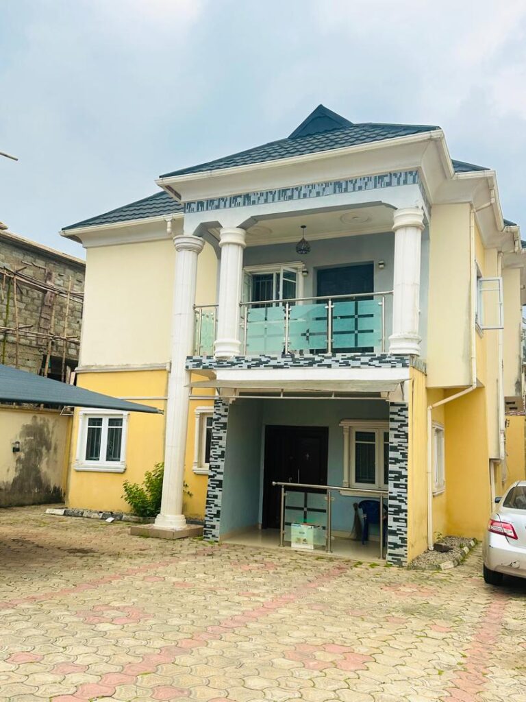 HOUSE FOR RENT.
